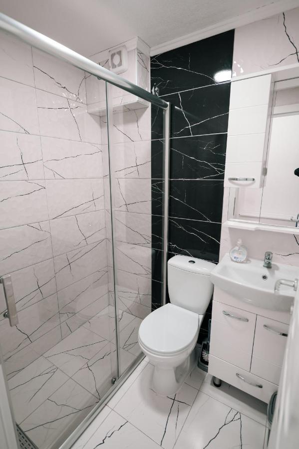 Down Street-Old Town Apartment Ohrid Bagian luar foto