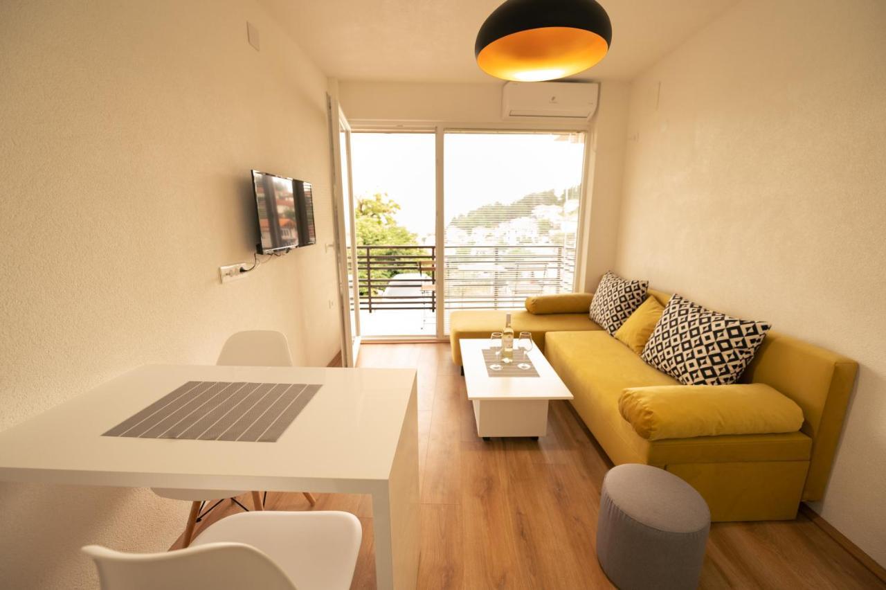 Down Street-Old Town Apartment Ohrid Bagian luar foto