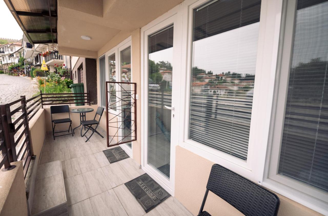 Down Street-Old Town Apartment Ohrid Bagian luar foto